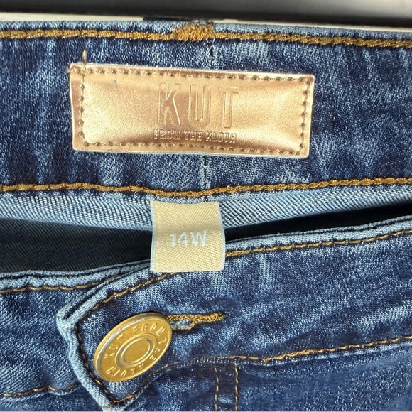 Kut From the Kloth Catherine Boyfriend Cropped Jeans Size 14W - Picture 3 of 5